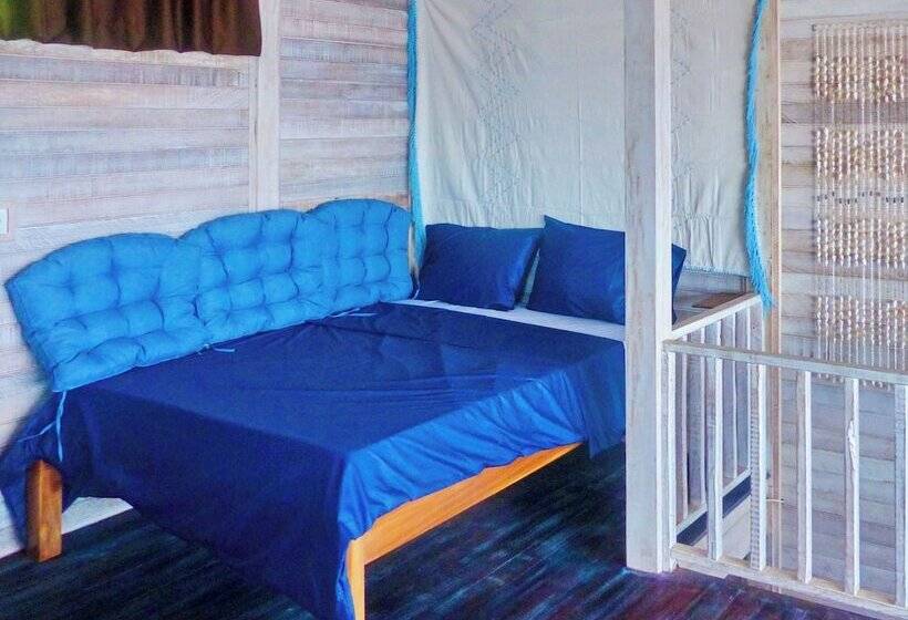 Lembo Lagoon Bungalows