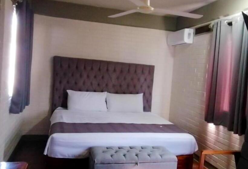 Mikipi Hotel Boutique