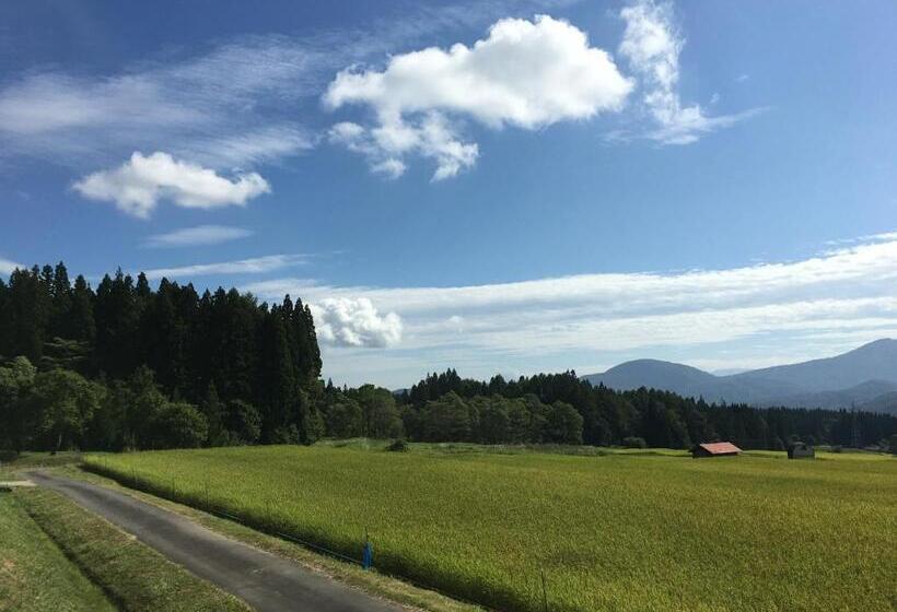 Myoko Woodland Lodge