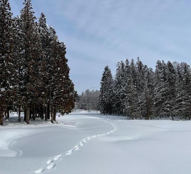 Myoko Woodland Lodge