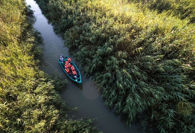 Пансион Bobocel Villa