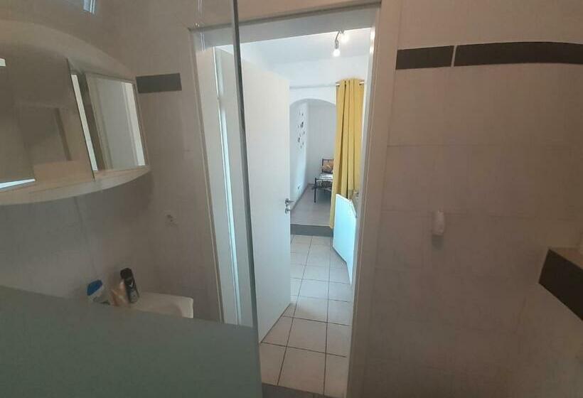 פנסיון Casa Mia Russotto Zimmervermietung