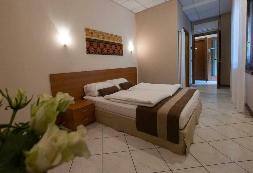 膳宿费 La Mimosa Lazise