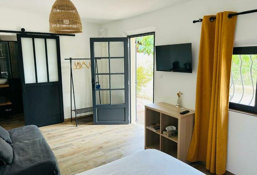 פנסיון Le Cabanon