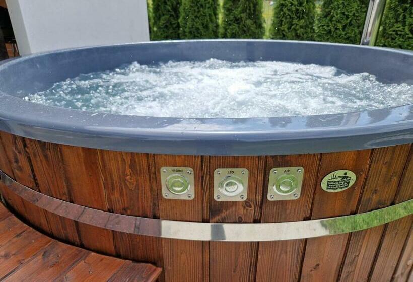 ペンション Natúr Vendégház