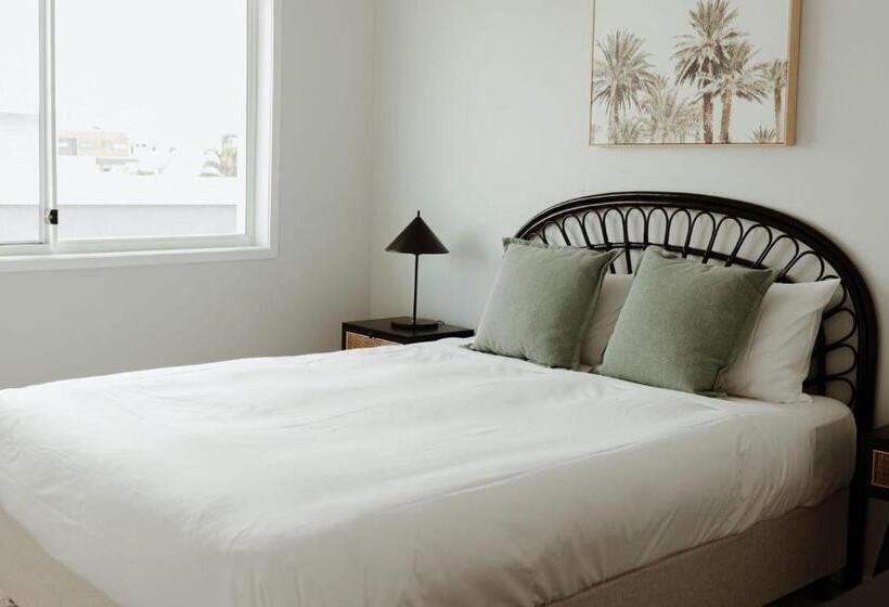 Putt Putt   Pool Slide   100m To Beach   Ultimate Family Entertainer