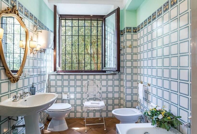 Villa Rinaldi 6, Emma Villas