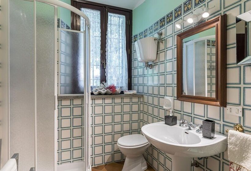 Villa Rinaldi 6, Emma Villas