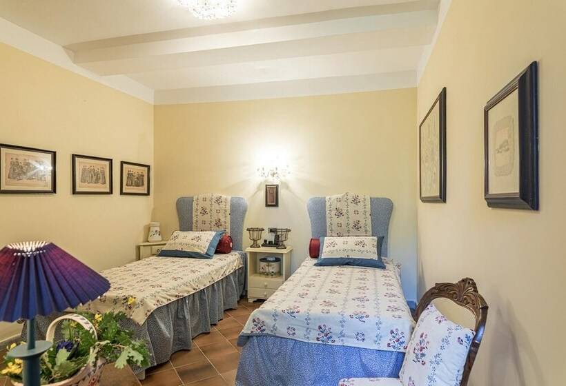 Villa Rinaldi 6, Emma Villas