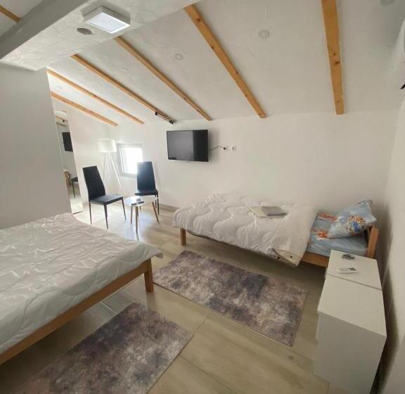 Yugoslavija 2 Centar