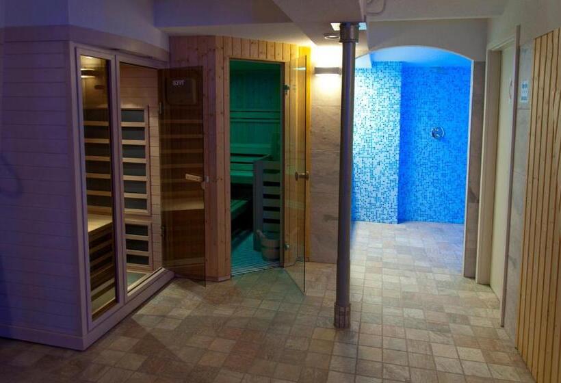 Active & Wellness Hotel Subterra