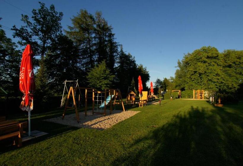 April Hotel Panorama