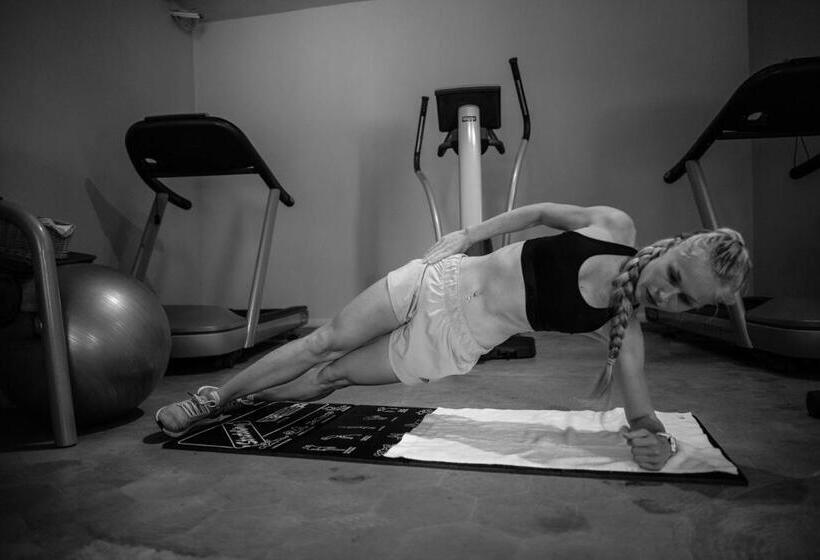 Aquapetra Resort & Spa