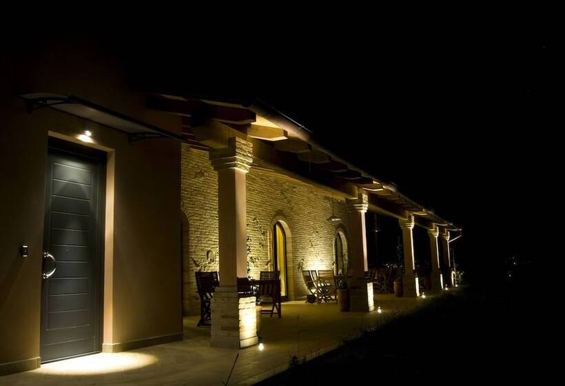 مبيت وإفطار Agriturismo Il Falco