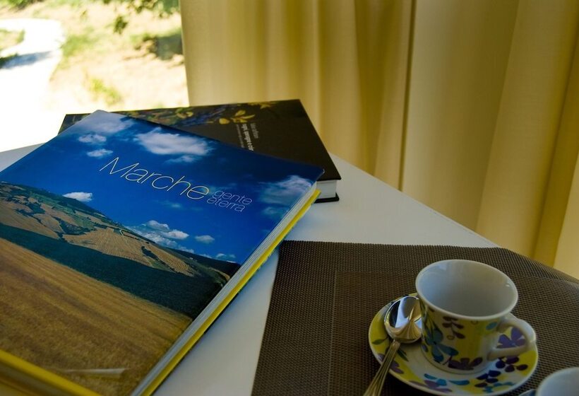 مبيت وإفطار Agriturismo Il Falco
