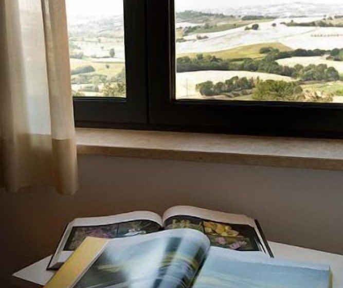 مبيت وإفطار Agriturismo Il Falco