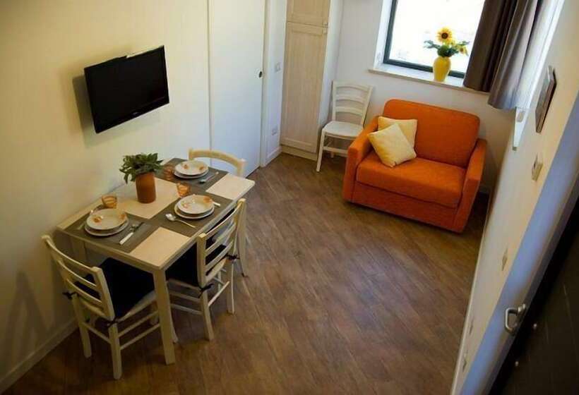 مبيت وإفطار Agriturismo Il Falco