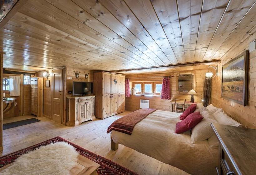 مبيت وإفطار Chalet Dei Fiori   & Apartment