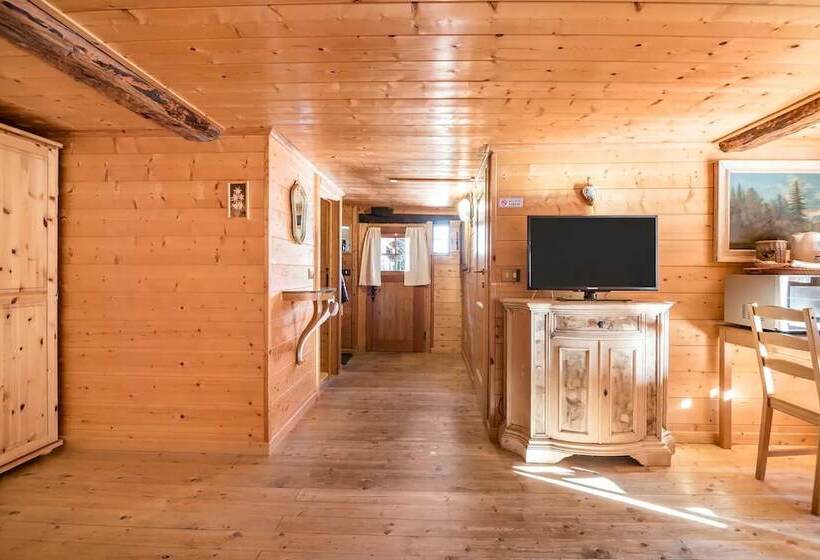 צימר Chalet Dei Fiori   & Apartment