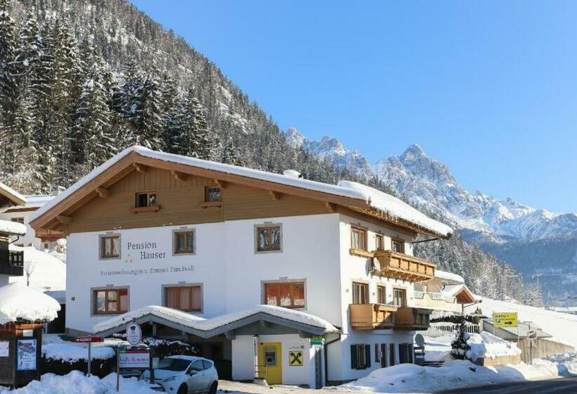 住宿加早餐  Pension Hauser