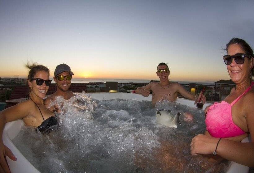 مبيت وإفطار The Roundhouse