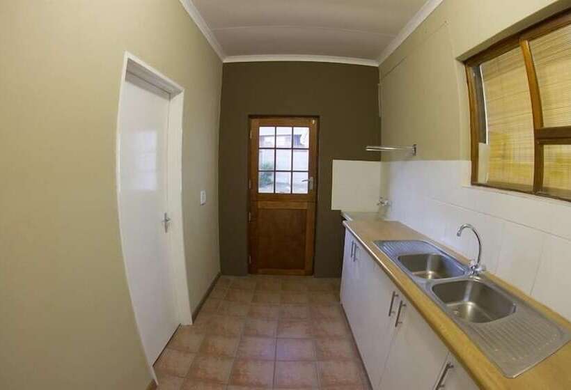 مبيت وإفطار The Roundhouse