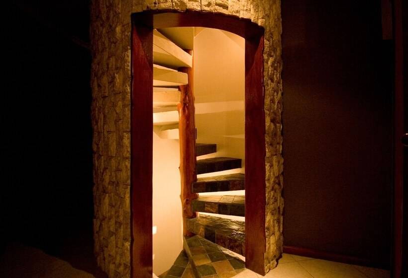 مبيت وإفطار The Roundhouse