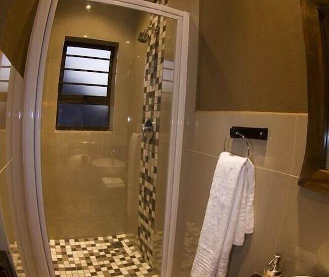 مبيت وإفطار The Roundhouse