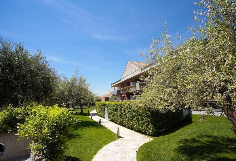 Catania Hills Residence