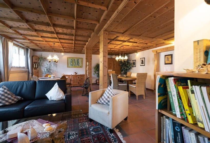 Garni Hotel Torkelbündte