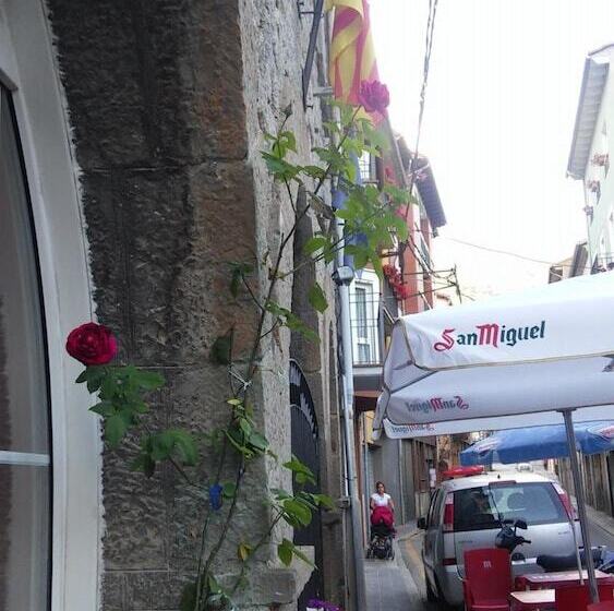 Hostal Porta De Nuria