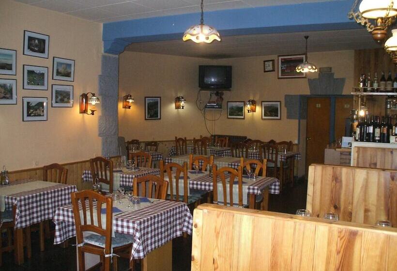 Hostal Porta De Nuria