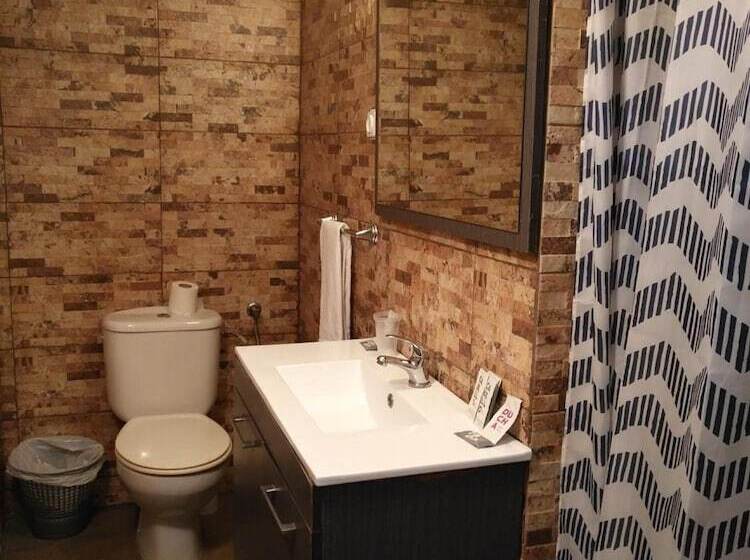 Hostal Porta De Nuria