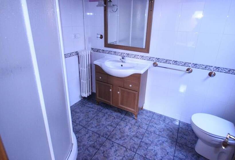 Hostal Porta De Nuria