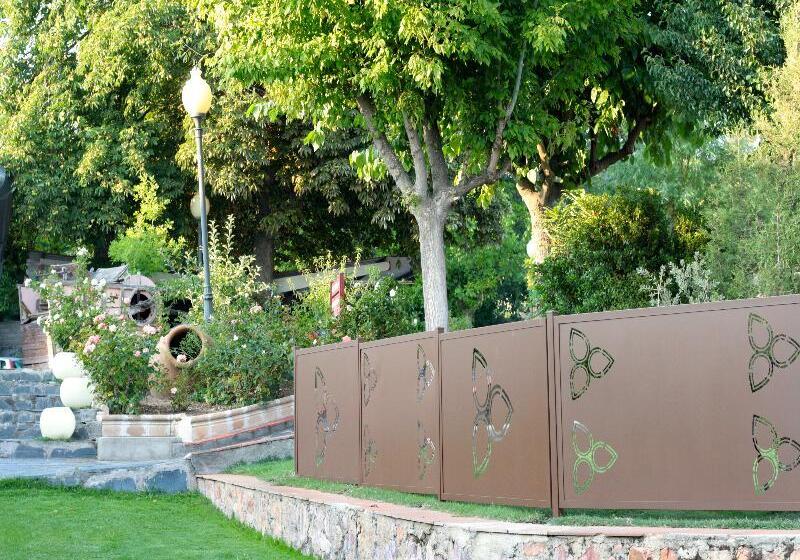 مسافرخانه Venta Magullo