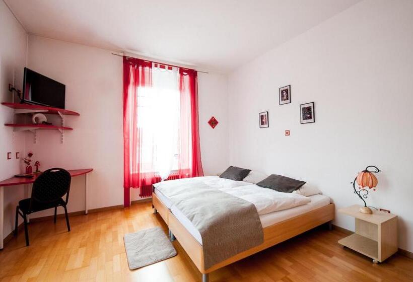 בית מלון כפרי Acacia