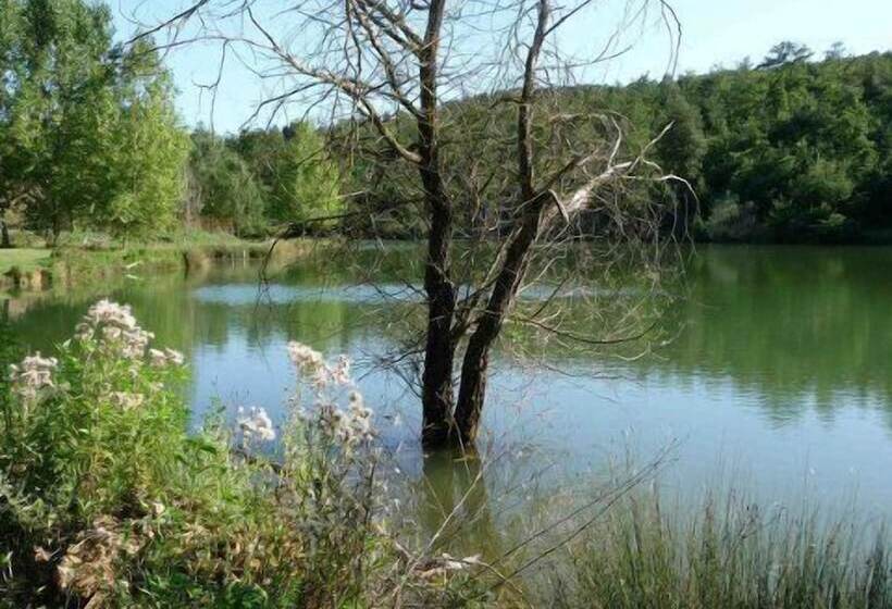 فندق Agriturismo San Bernardino Del Lago