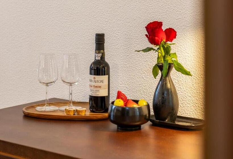 Отель Albergaria Quim Barreiros