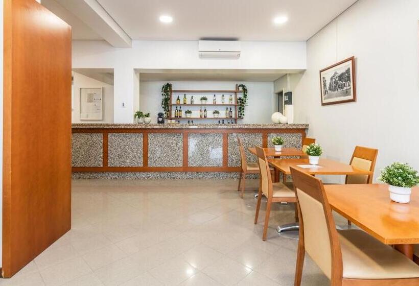 Отель Albergaria Quim Barreiros