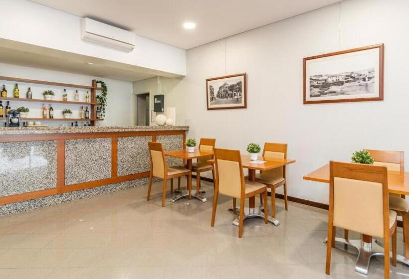 Отель Albergaria Quim Barreiros