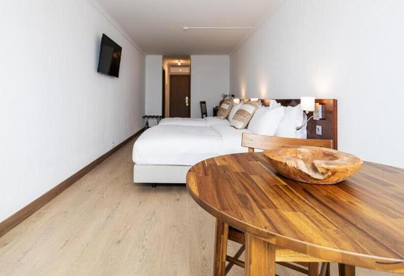 Отель Albergaria Quim Barreiros