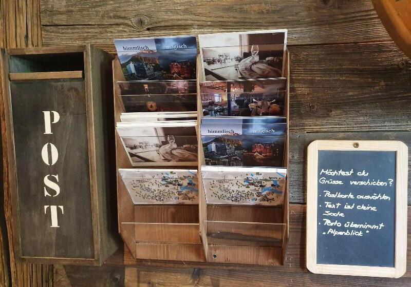 فندق Alpenblick Weggis   Panorama & Alpen Chic