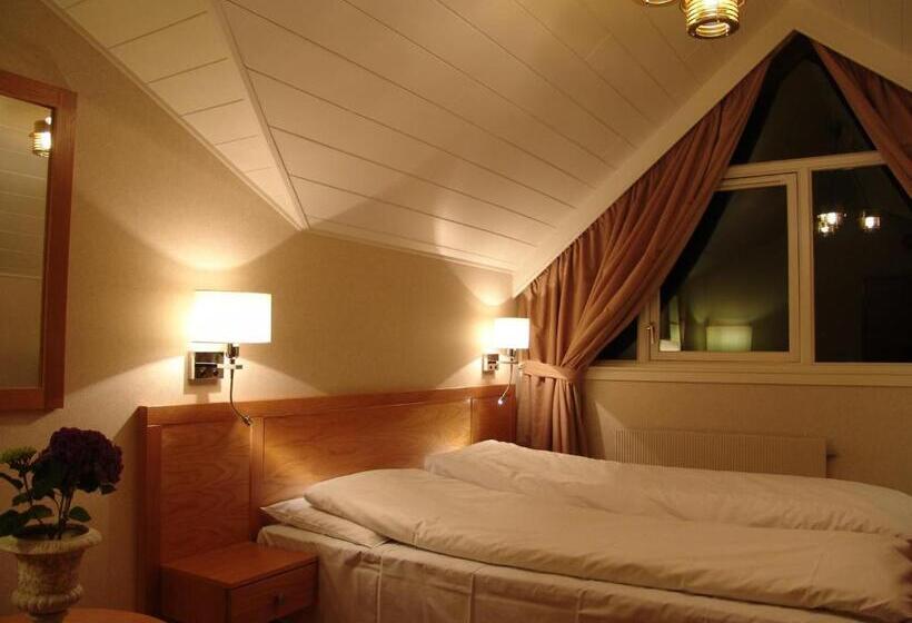 בית מלון כפרי Alver