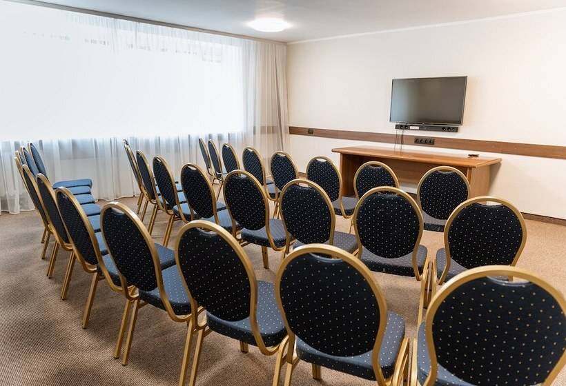 בית מלון כפרי Amaks Yubileinaya