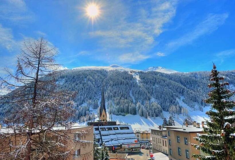 בית מלון כפרי Arthaus