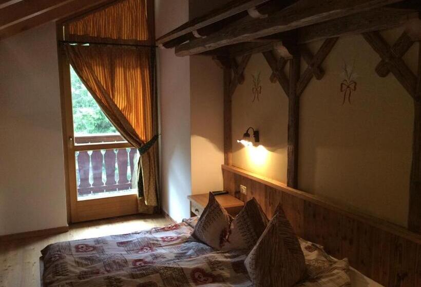 فندق Baita Velon