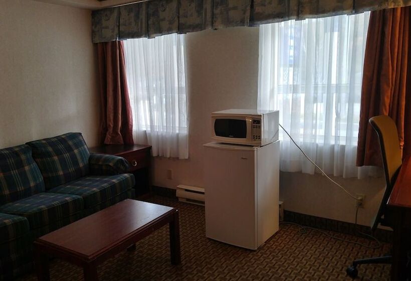 فندق Best Value Inn & Suites Parry Sound