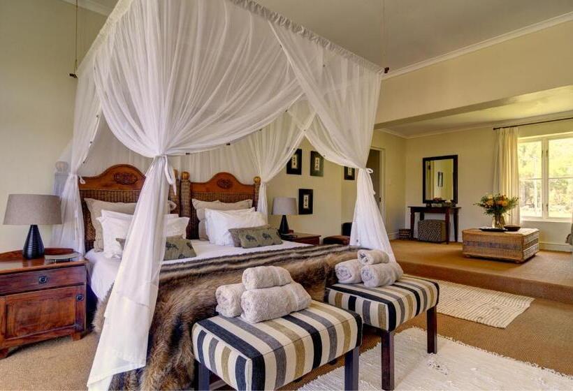 Отель Blue Gum Country Estate