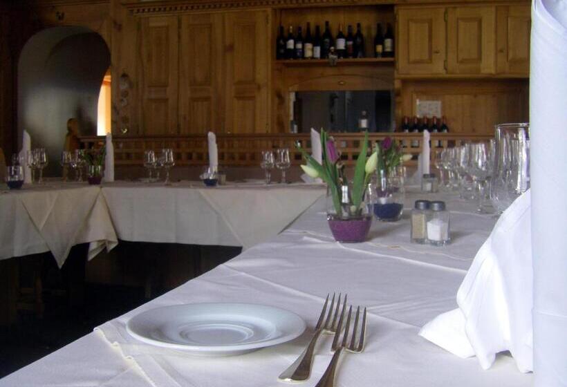 فندق Bündnerhof