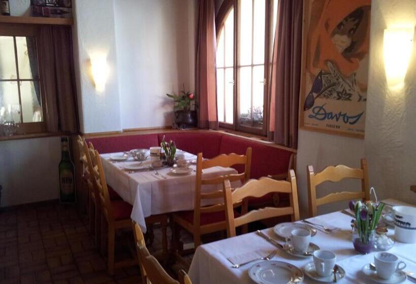 فندق Bündnerhof